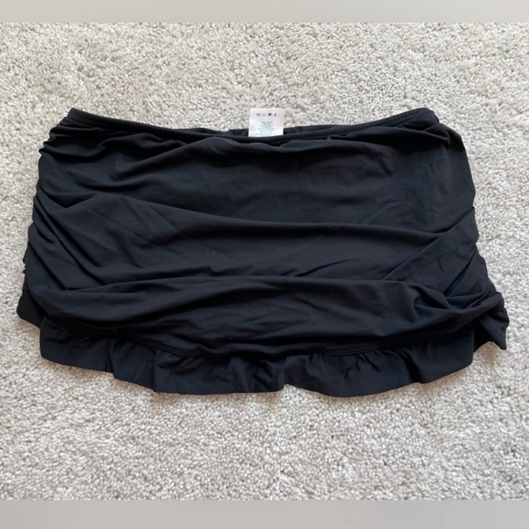 Land's End - Bathing Suit Skirt - Size 6 - Picture 5 of 6